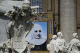 El papa proclama santa a la madre Laura