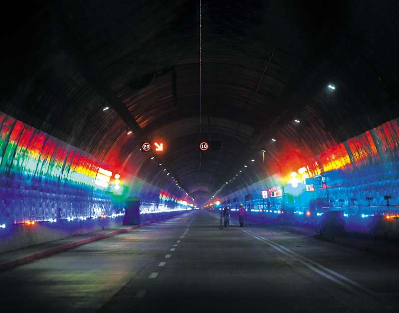 Nuevo túnel de la línea.
