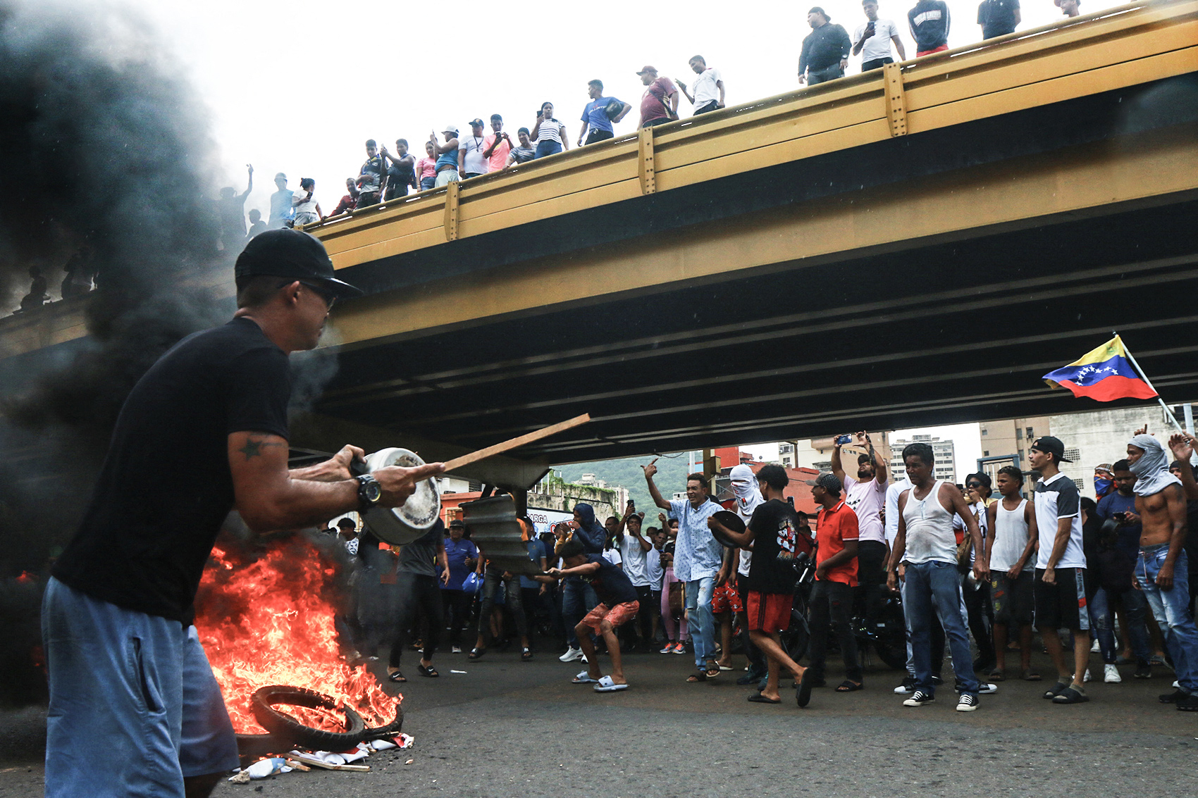 Demonstrators take part in a protest against Venezuelan President Nicolas Maduro's government in Puerto La Cruz, Anzoategui state, Venezuela on July 29, 2024, a day after the Venezuelan presidential election.