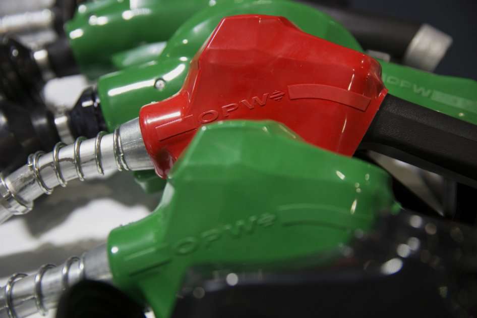 Ecuador se ha visto golpeado por la caída de los precios del petróleo y las devaluaciones de las monedas de sus vecinos. / Bloomberg News