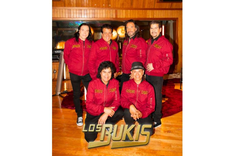 Joel Solís, Javier Solís, Roberto Guadarrama, Eusebio Cortéz, Marco Antonio Solís y Pedro Sánchez, se unieron para grabar "La Cárcel", que fue presentada en "Bohemia en Pandemia".