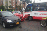 Ocho heridos dejó choque múltiple en la avenida Boyacá
