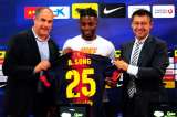 Song: Mis hijos jugaban a ser Messi