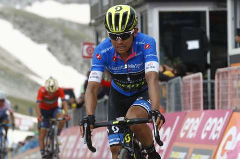 Esteban Chaves perdió toda opción de pelear por el título del Giro de Italia