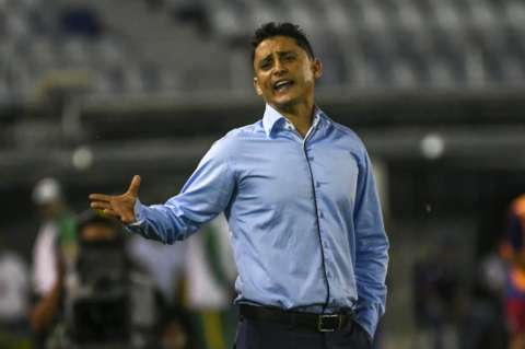 Júnior, con el agua al cuello: le quedan Copa y Sudamericana