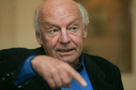 Galeano era la conciencia crítica del continente: William Ospina