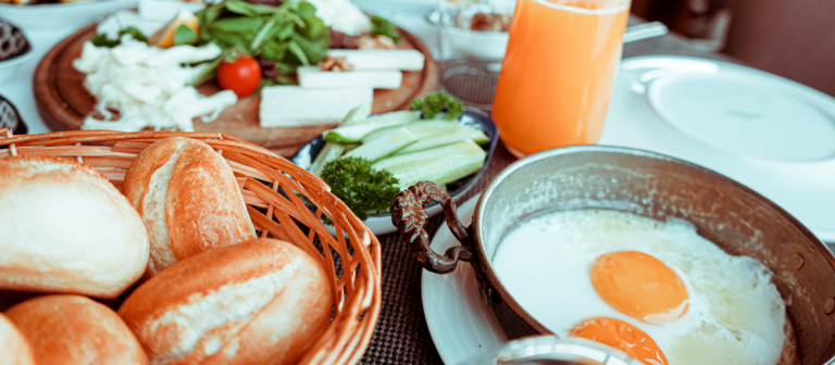 Día de la Mujer: opciones de desayuno para sorprenderla ese día
