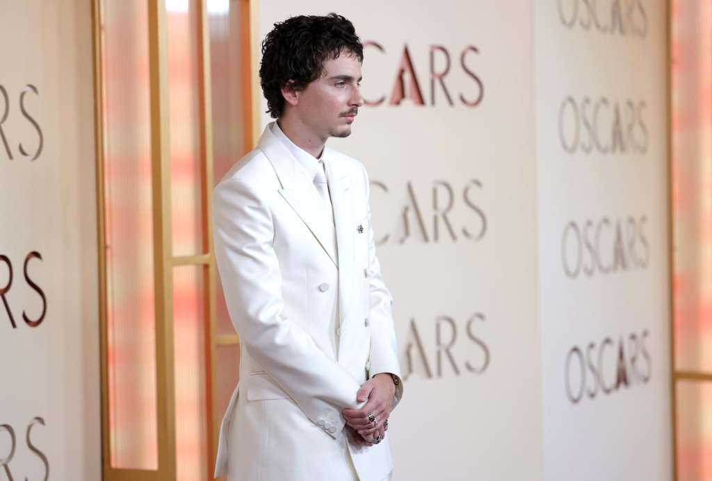 Los Angeles (United States), 16/03/2026.- Timothée Chalamet arrives for the 98th annual Academy Awards ceremony at the Dolby Theatre in Los Angeles, California, USA, 15 March 2026. EFE/EPA/RYAN SUN
