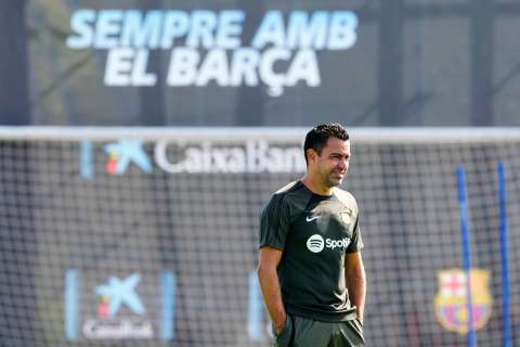Xavi renovó con Barcelona: tendrá contrato hasta 2025