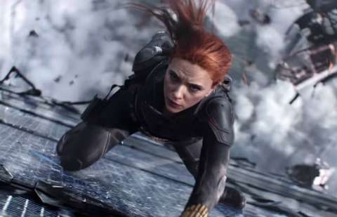 Scarlett Johansson: Las heroínas como Viuda Negra deberían ser algo más que "Batman con tacones"