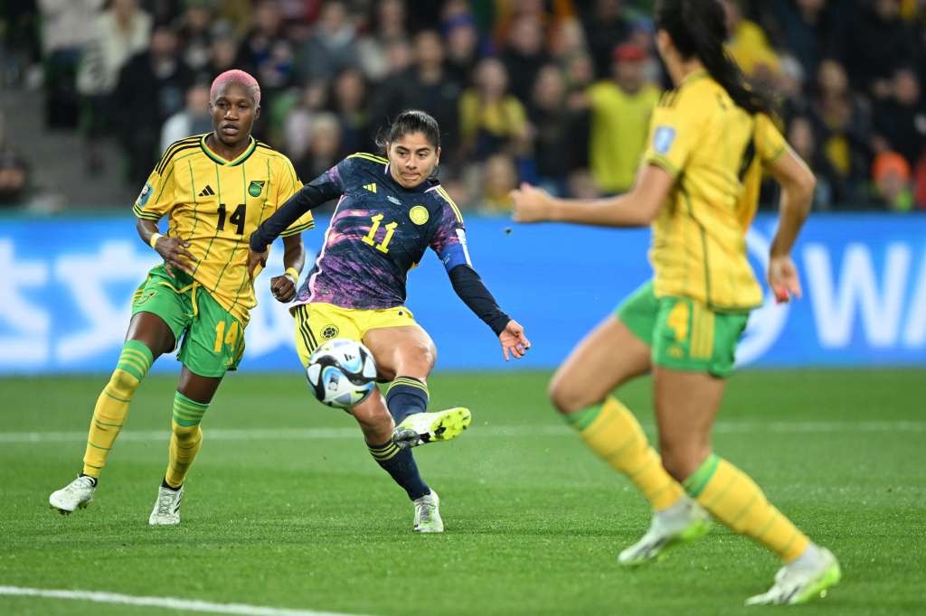 Melbourne (Australia), 08/08/2023.- Catalina Usme of Colombia scores the 1-0 goal during the FIFA Women's World Cup 2023 Round of 16 soccer match between Colombia and Jamaica at Melbourne'Äôs Rectangular Stadium in Melbourne, Australia, 08 August 2023. (Mundial de Fútbol) EFE/EPA/JAMES ROSS EDITORIAL USE ONLY AUSTRALIA AND NEW ZEALAND OUT