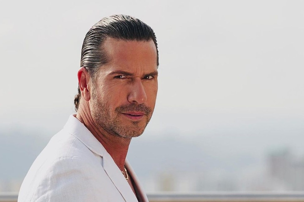 Entre lágrimas, el actor Gregorio Pernía dio a conocer los poderosos motivos por los que prefirió irse de ‘La casa de los famosos’.