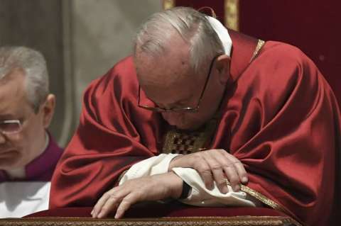 Las tres nuevas leyes del papa Francisco contra el abuso de menores