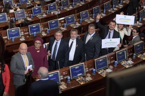 Partido Comunes: la difícil tarea de hacer política en Colombia