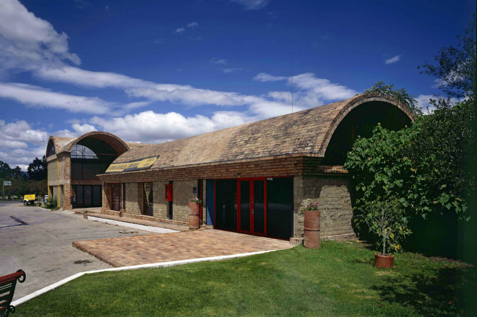El libro “El hombre y el arquitecto” de Hernando Baraya es un homenaje a Herbert Baresch. / Cortesía
