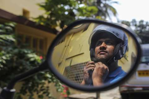 ¿Cómo verificar si el certificado de su casco es original o falso?