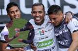 Dayro Moreno hizo su gol 349 y celebró “brindando” con el ‘Arriero’ Herrera: video