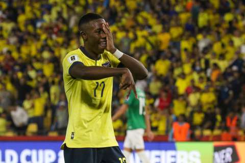 Ecuador goleó a Bolivia antes de visitar a Colombia por la eliminatoria