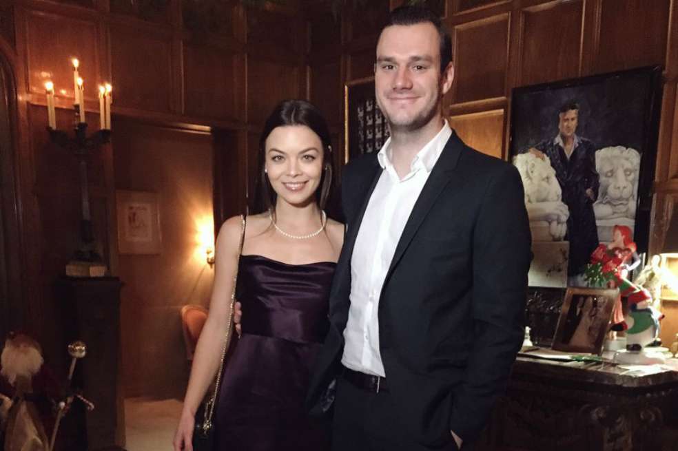 Scarley Byrne y Cooper Hefner. / @ScarleyByrne