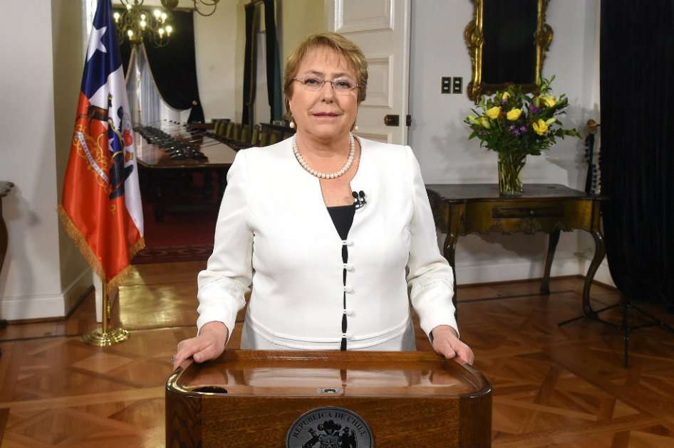 La presidenta de Chile Michelle Bachelet durante su alocución. / EFE