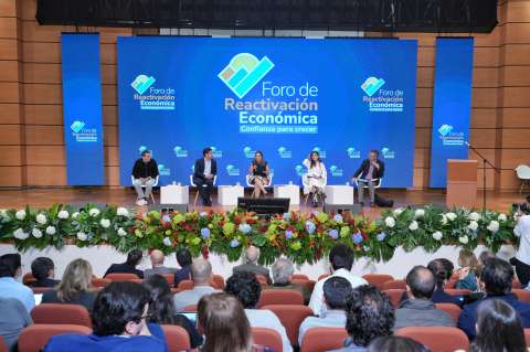 Gobierno y constructores firman pacto por la vivienda nueva: ¿en qué consiste?