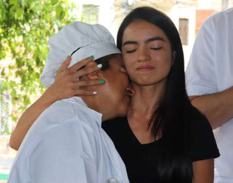 Entregarán becas universitarias a hijas e hijos de microempresarios