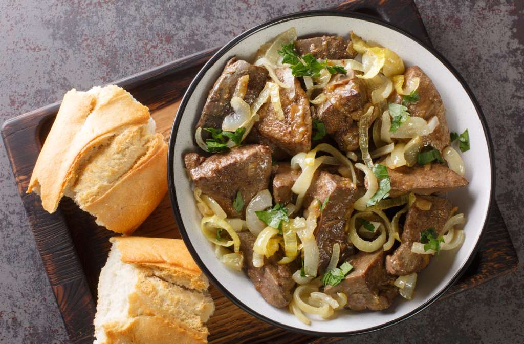 Hígado encebollado