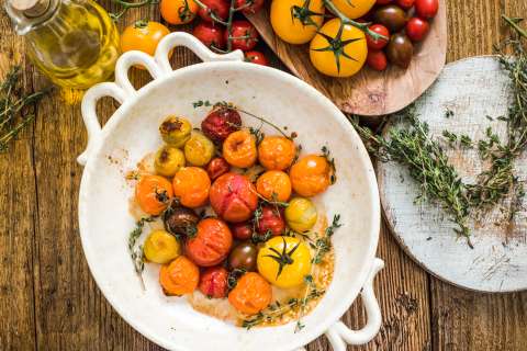 Cómo hacer “dip” de queso feta con tomate cherry: receta rápida