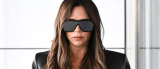El look con el que llegó Victoria Beckham a París: ¿la sencillez es el nuevo lujo?