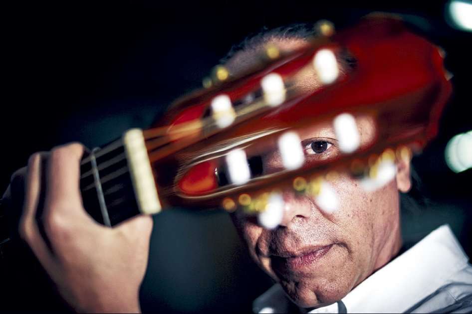 El concierto se llevará a cabo esta noche en el Teatro Leonardus, con el acompañamiento del trío Tres Butacas. / Luis Ángel