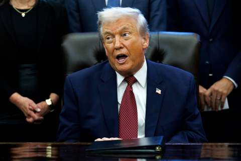 Trump podría dejar expirar el tratado de libre comercio de EE.UU. con México y Canadá