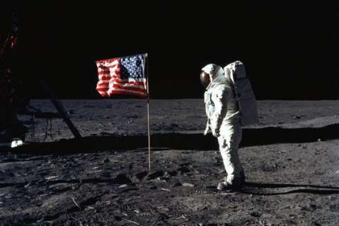 El intento de EE.UU. de apropiarse de la Luna
