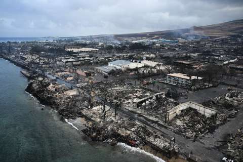 Incendios en Hawái dejan al menos 55 personas muertas