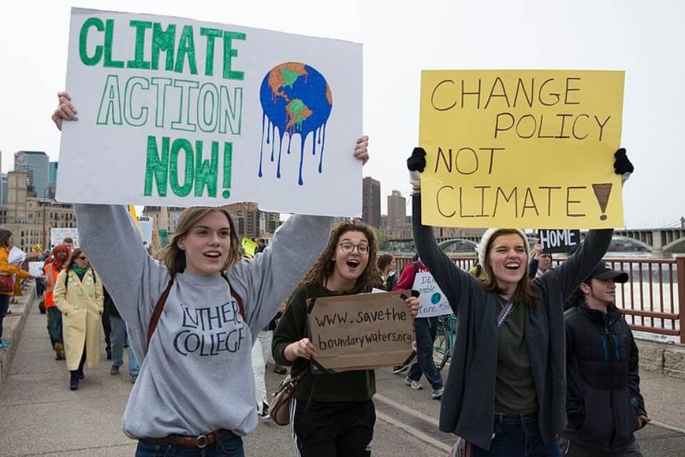 Jóvenes de 106 países marcharán mañana 15 de marzo para exigir a sus gobiernos respectivos acciones contundentes contra el cambio climático. / Wikimedia Commons