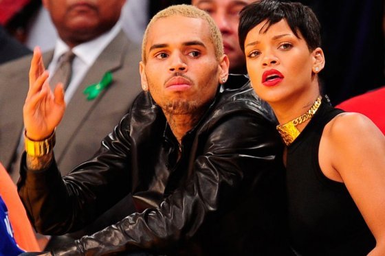 Rihanna vuelve a hablar con Chris Brown