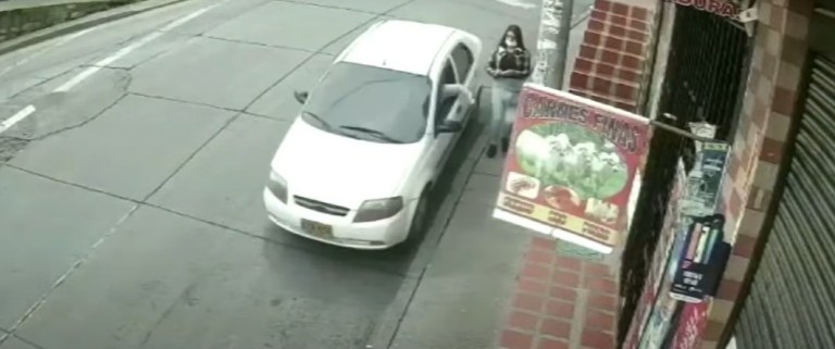 Mujer fue acosada y agredida desde un vehículo en Ciudad Bolívar