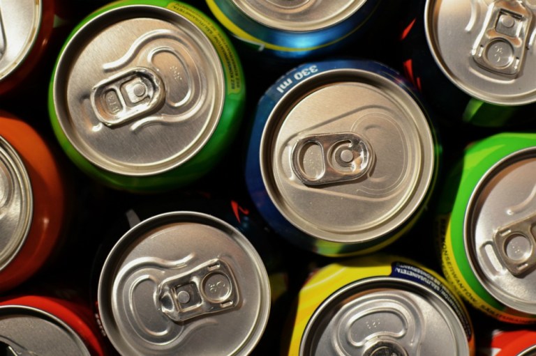 Impuesto a bebidas azucaradas reduciría la obesidad entre el 6 y el 12% en Colombia