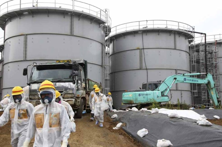 Japón verterá al mar agua contaminada de la central nuclear de Fukushima