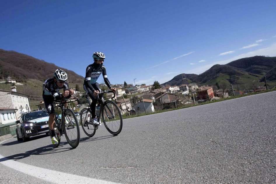Rigoberto Urán se prepara para el Giro de Italia. Foto: Etixx Quick Step