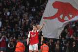 Arsenal ganó el derbi ante Chelsea y recuperó el liderato en la Premier