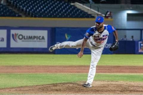 “Vamos a competir por el título”: Elkin Alcalá, pitcher de Caimanes
