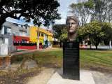 Una estatua en Modelia abre distintas miradas sobre la memoria de Miguel Uribe Turbay