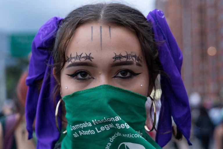 Las fotos que dejó la marcha del 8M en Bogotá.