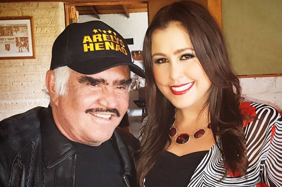 Arelys Henao, La reina de la música popular, fue una de las artistas colombianas más cercanas al ídolo mexicano.