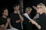 ¿Qué se llevan los refugiados cuando huyen de sus hogares?: Cate Blanchett y un grupo de actores le cuentan