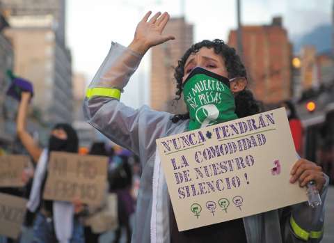 Las denuncias de tipo sexual contra médico colombiano que atendió a Maradona