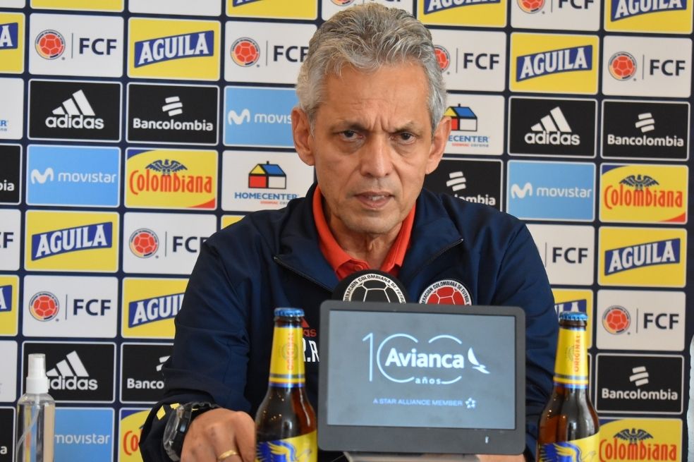 Reinaldo Rueda en la conferencia de prensa antes del partido con Argentina.