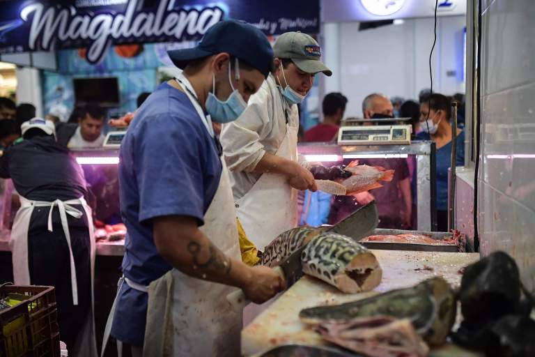 Otras plazas de mercado reconocidas en Bogotá son la del 12 de Octubre, 20 de Julio, 7 de Agosto, Fontibón, Kennedy, La Concordia, La Perseverancia, Las Cruces, Las Ferias y Quirigua, entre otras.