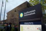 El Smithsonian volverá a incluir intentos de destitución de Trump en su exposición