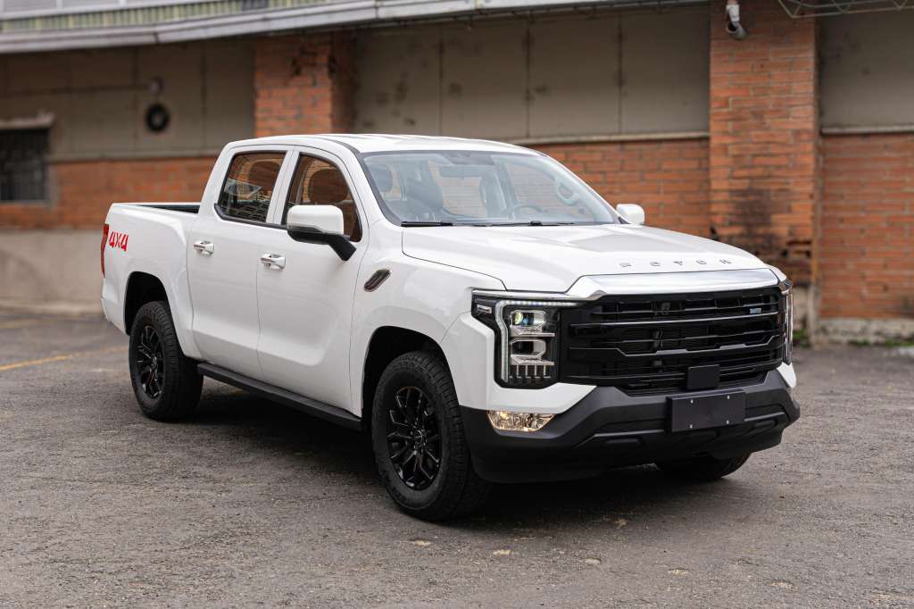 Foton presenta la Tunland V7 híbrida y amplía su línea de pick-ups en Colombia